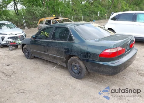 2000 Honda Accord 2.3 Lx from USA, damaged, VIN JHMCG564XYC036979